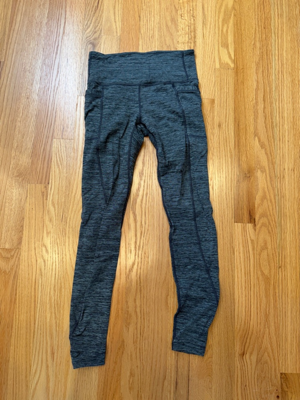 Athleta - grey leggings with pockets